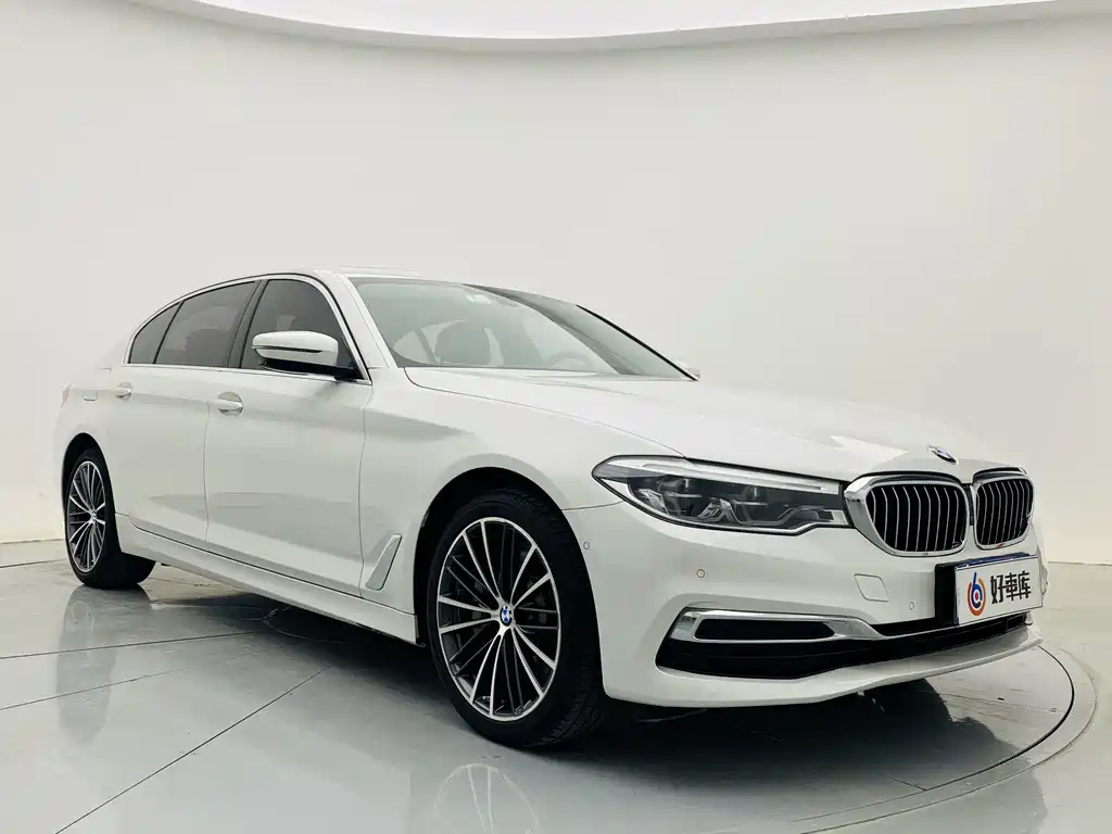 BMW 5 Series 2020 — фото 4