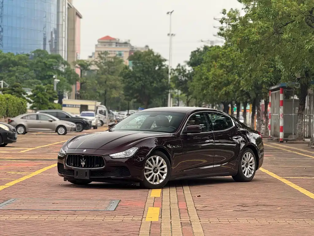 Maserati Ghibli 2015 — фото 1