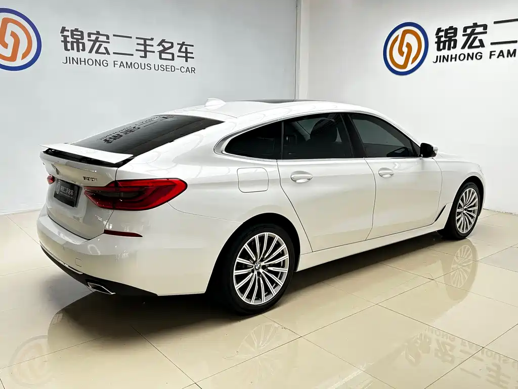BMW 6 Series GT 2019 — фото 23