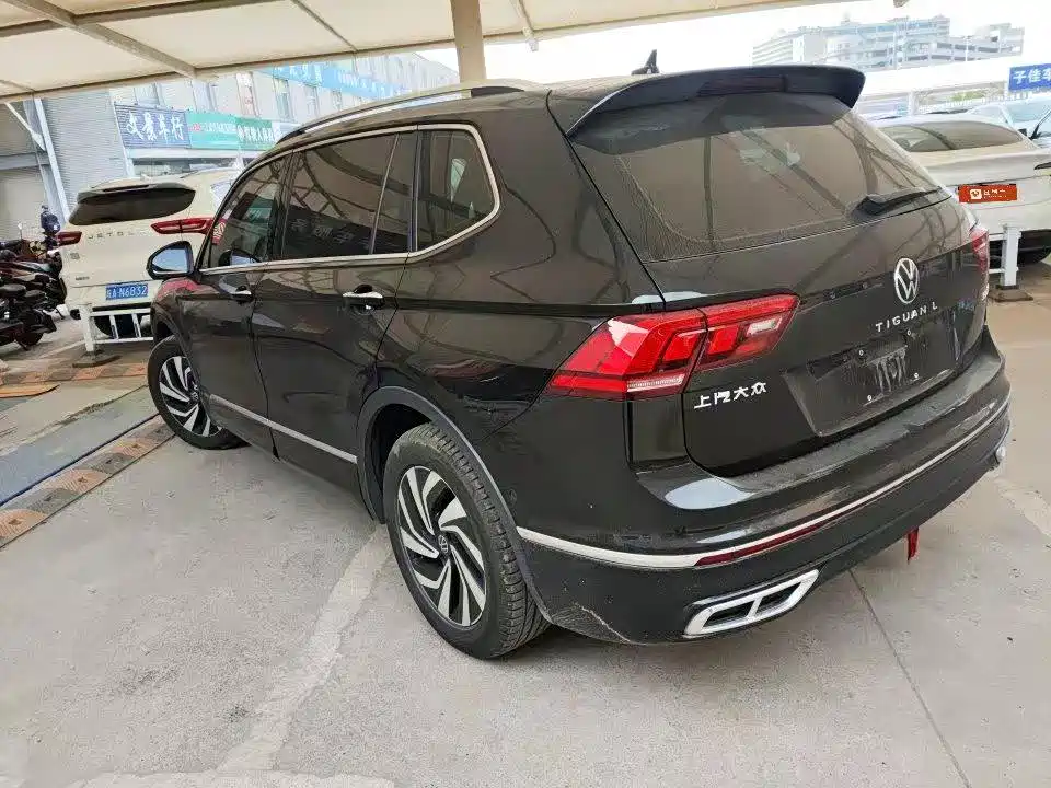 Volkswagen Tiguan L 2024 — фото 4