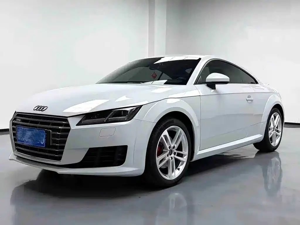 Audi TT 2016 — фото 1