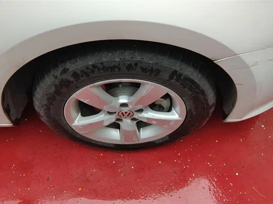 Volkswagen Lavida 2015