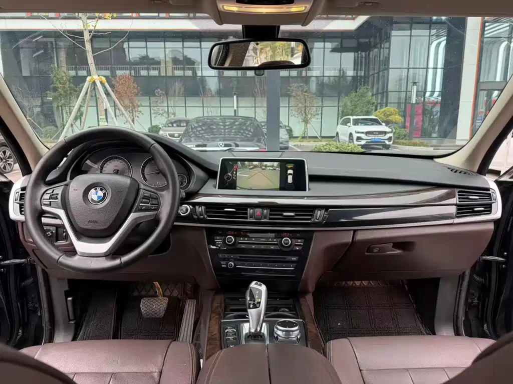 BMW X5 2015 — фото 9