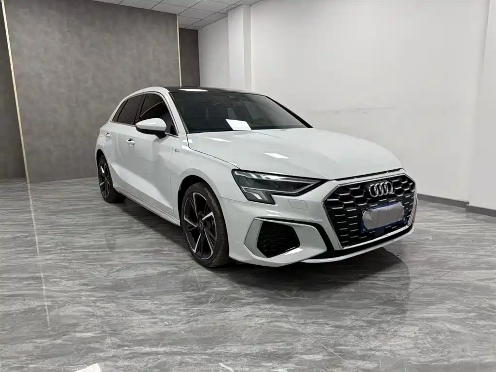Audi A3 2023 — фото 3