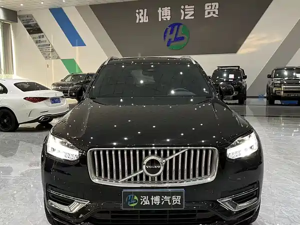 Volvo XC90 2025
