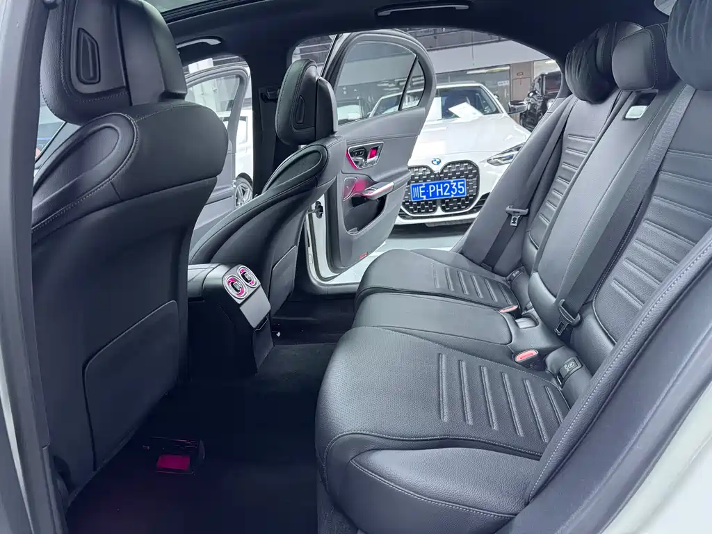 Mercedes-Benz C-Class 2021 — фото 15