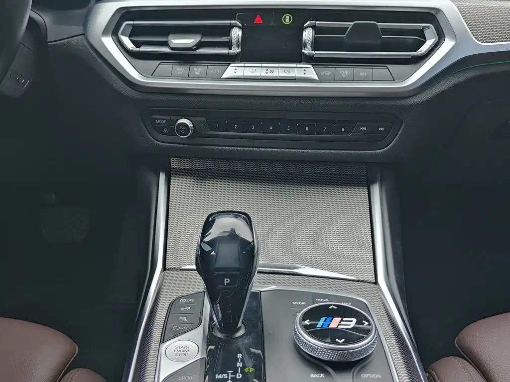 BMW 3 Series 2020 — фото 14