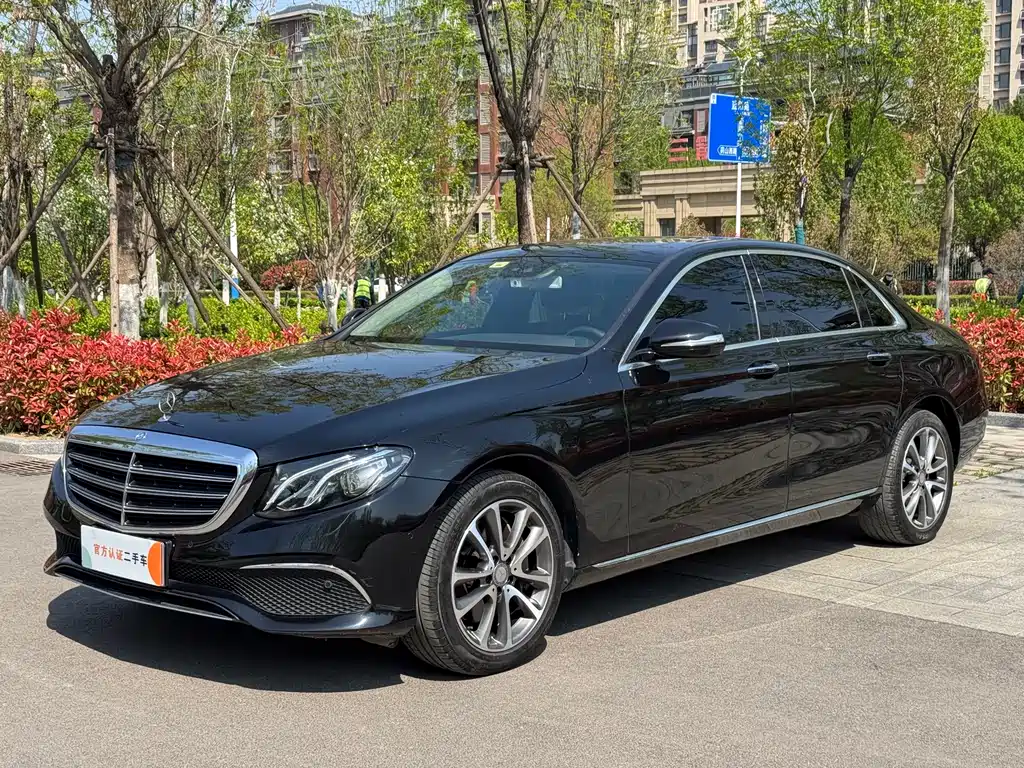 Mercedes-Benz E-Class 2017 — фото 1