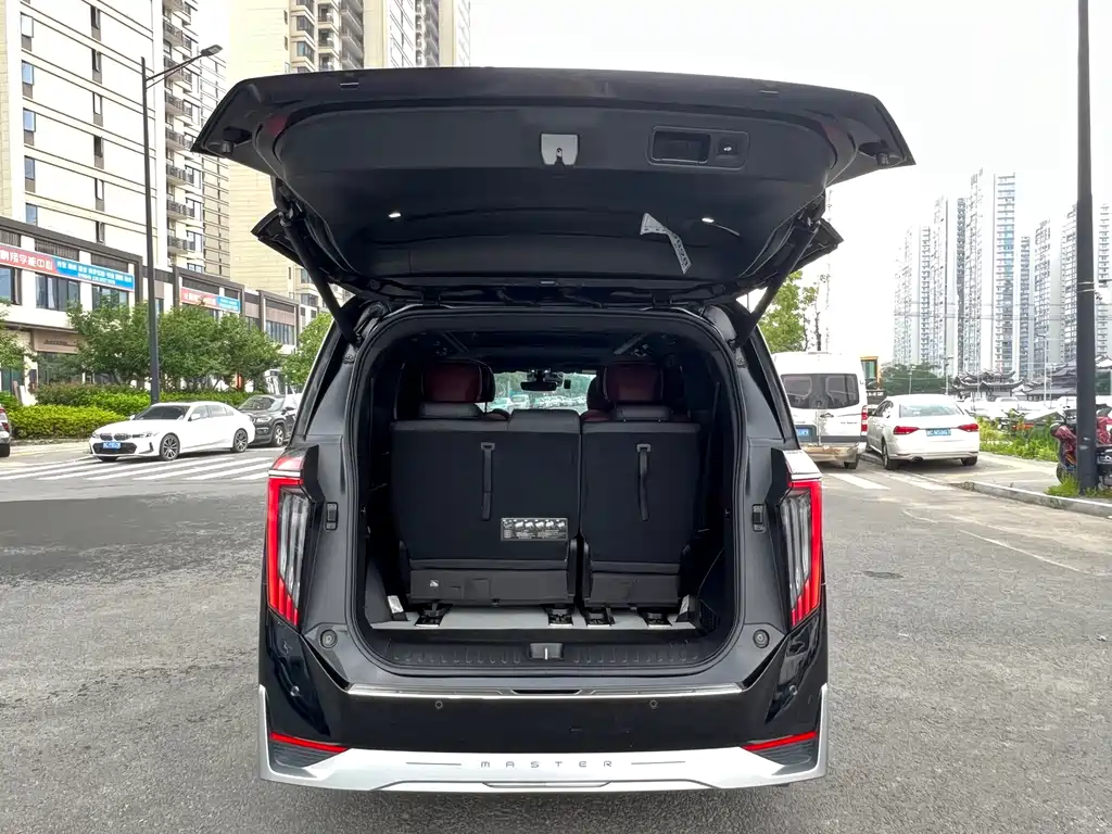 GAC Motor Trumpchi M8 2023 — фото 29