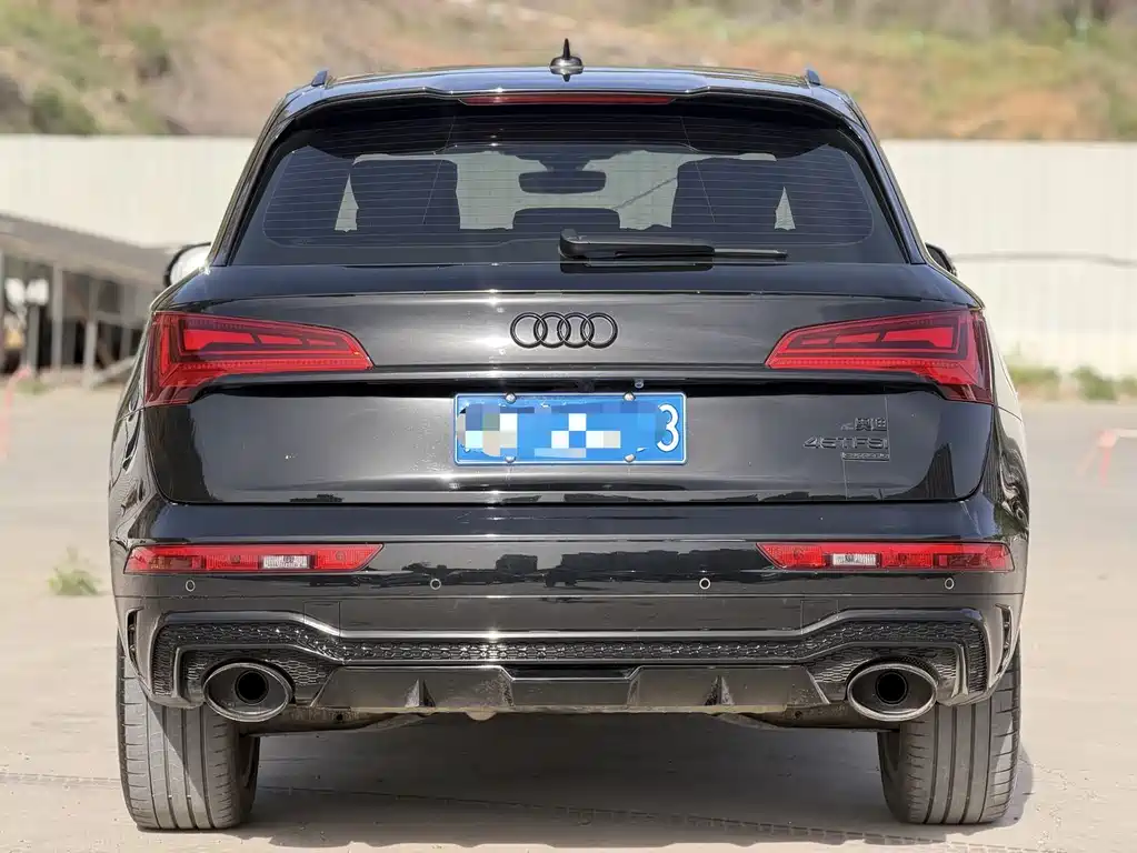 Audi Q5L 2022 — фото 5