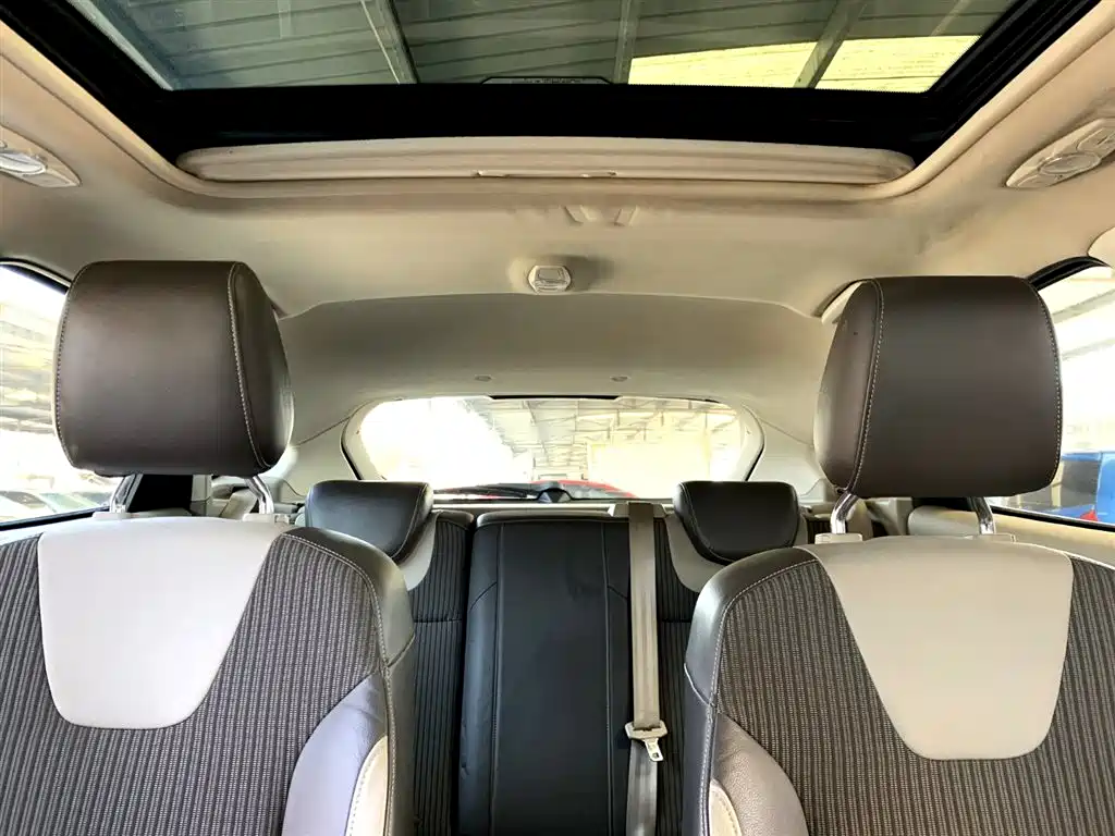 Ford Focus 2013 — фото 14