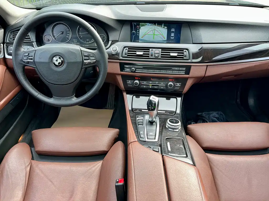 BMW 5 Series 2013 — фото 7