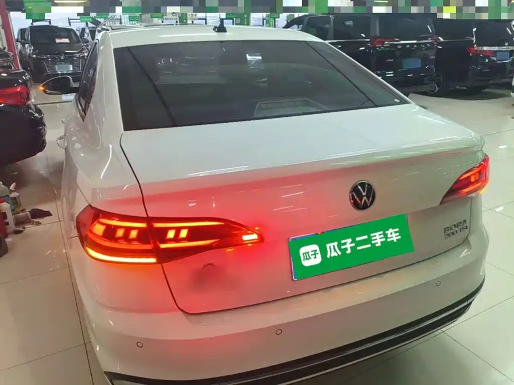 Volkswagen Bora 2023