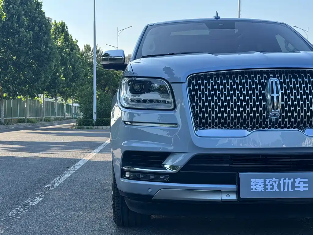 Lincoln Navigator 2019