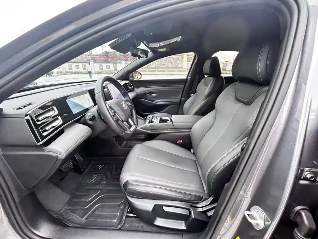 BYD Qin L 2025 — фото 11