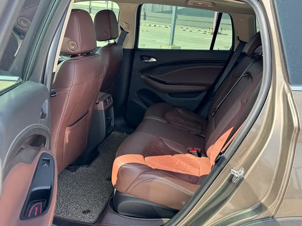 Buick Envision Plus 2018 — фото 11