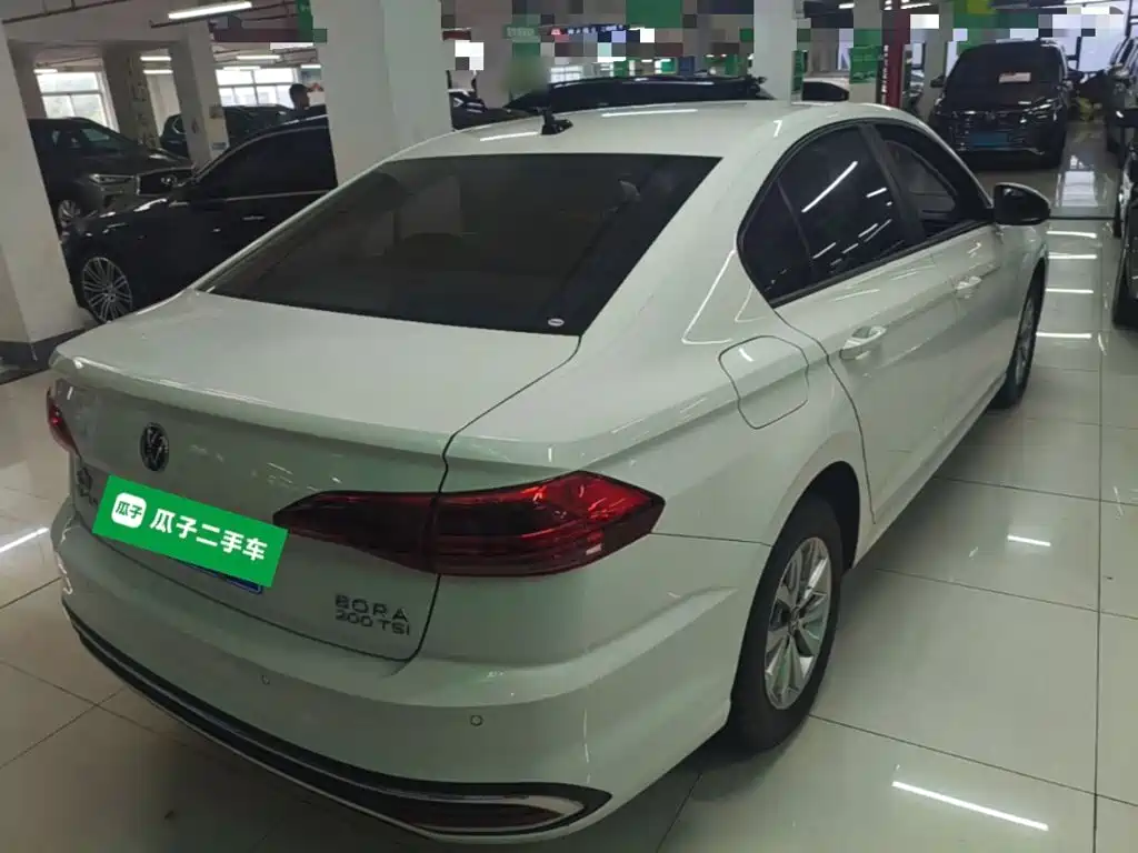 Volkswagen Bora 2023