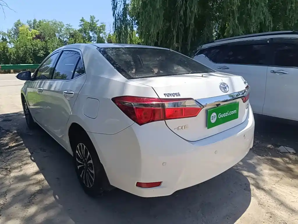 Toyota Corolla 2017 — фото 23