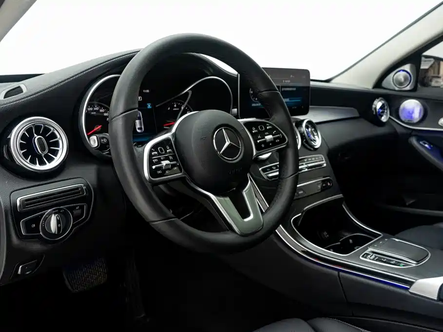 Mercedes-Benz C-Class 2019 — фото 25