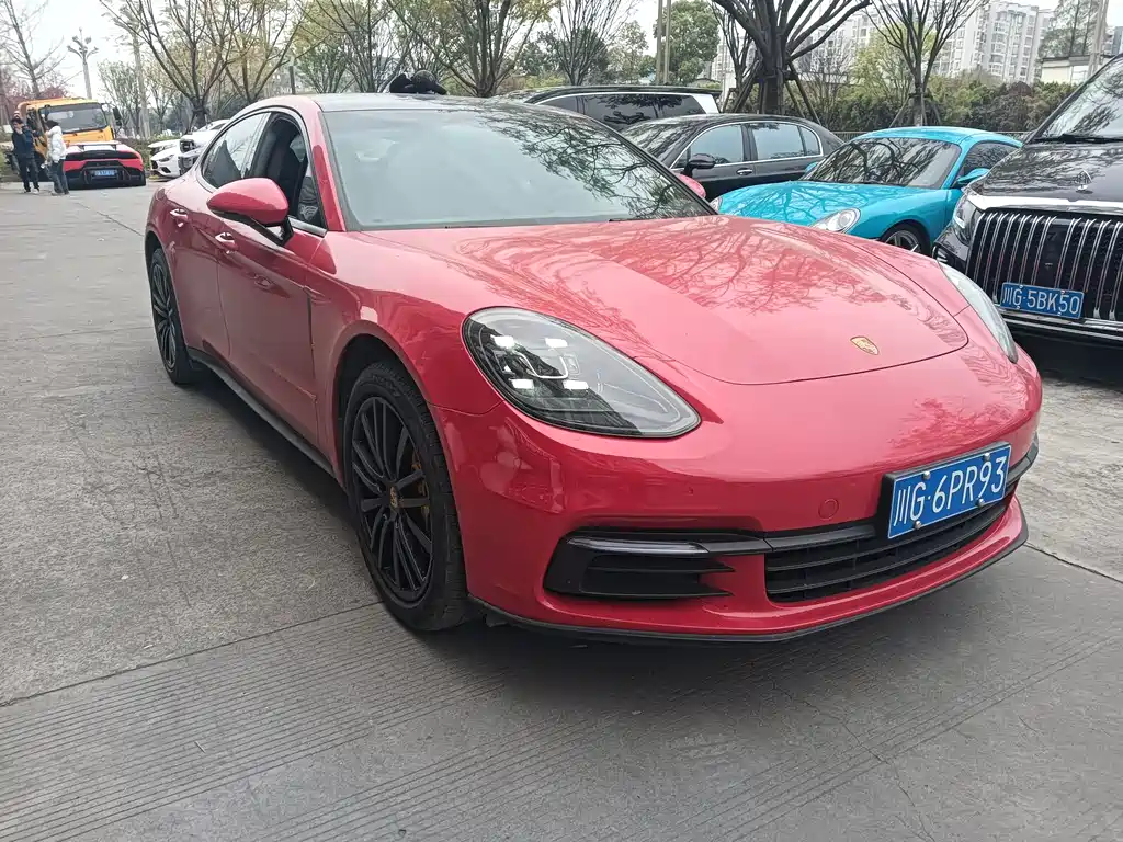 Porsche Panamera 2019 — фото 2