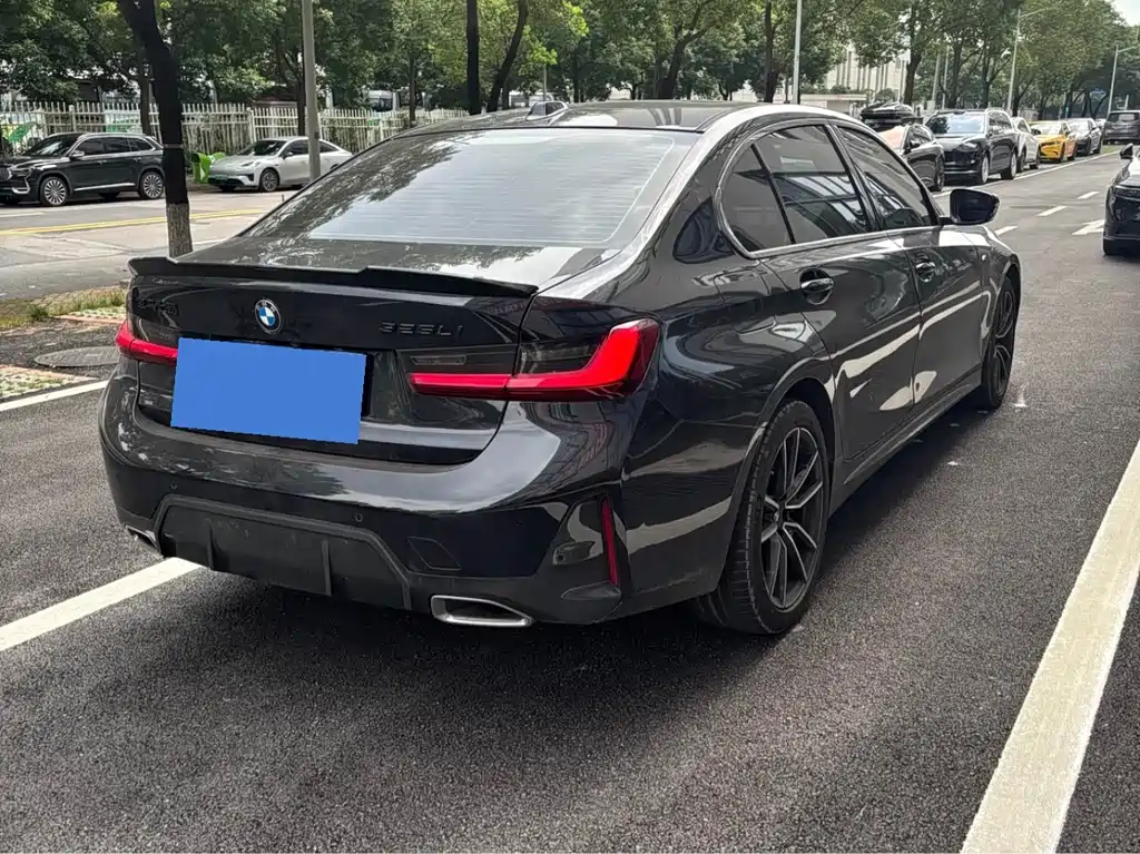 BMW 3 Series 2023