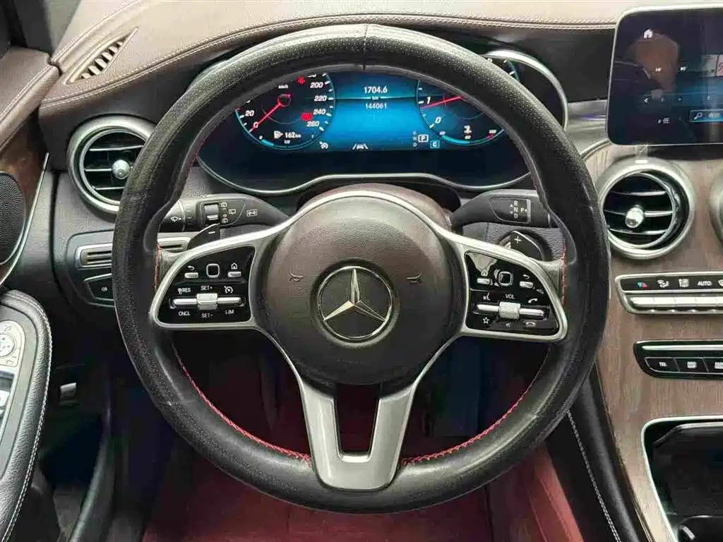 Mercedes-Benz GLC 2020