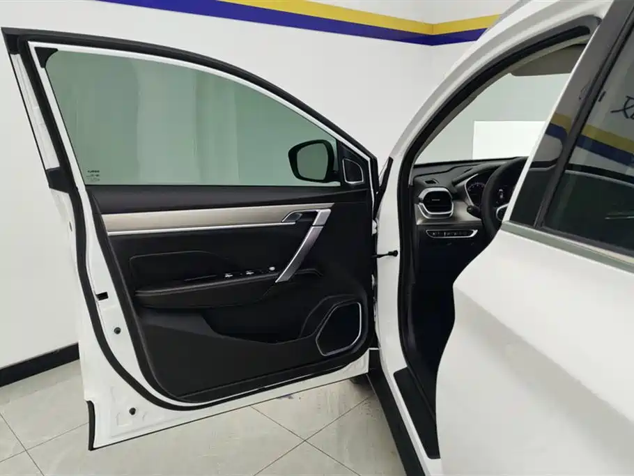 Geely Binyue 2019