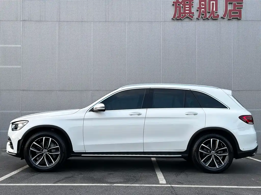 Mercedes-Benz GLC 2021 — фото 36