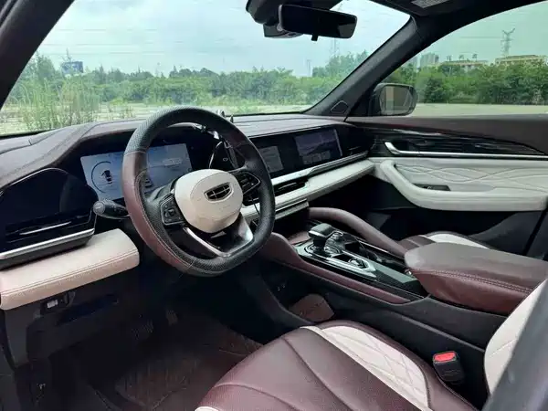 Geely Xingyue L 2023