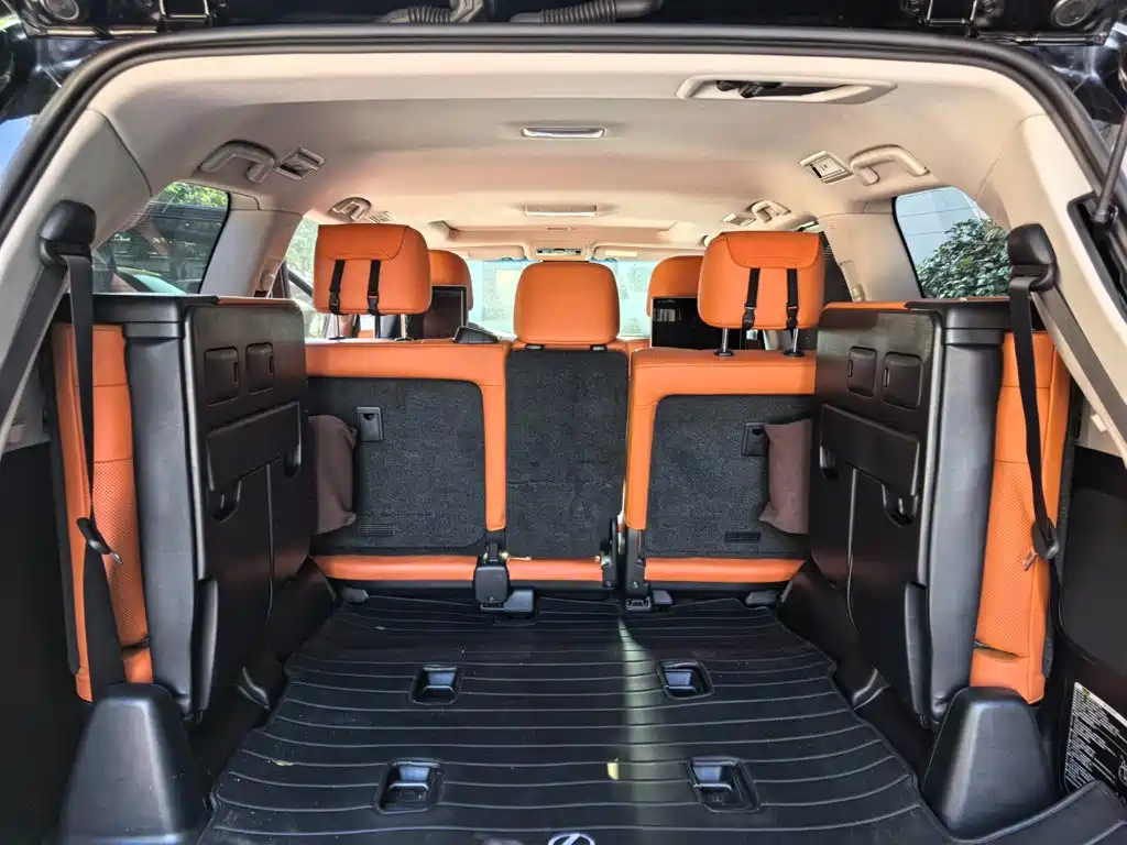 Lexus LX 2020 — фото 10