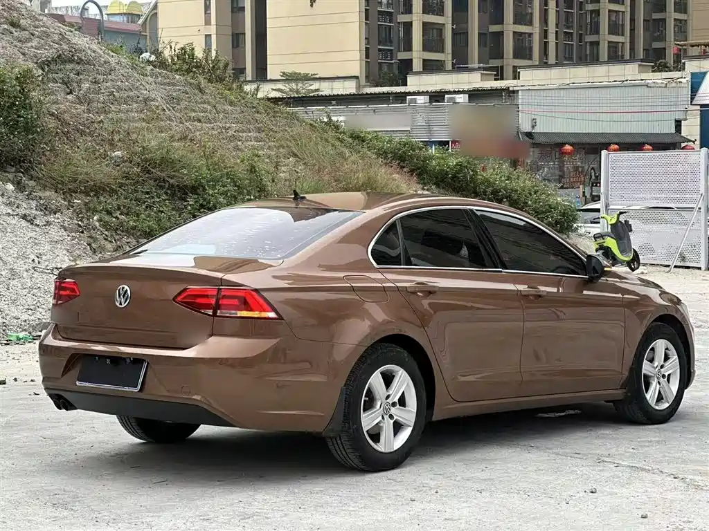 Volkswagen Lamando 2018 — фото 10