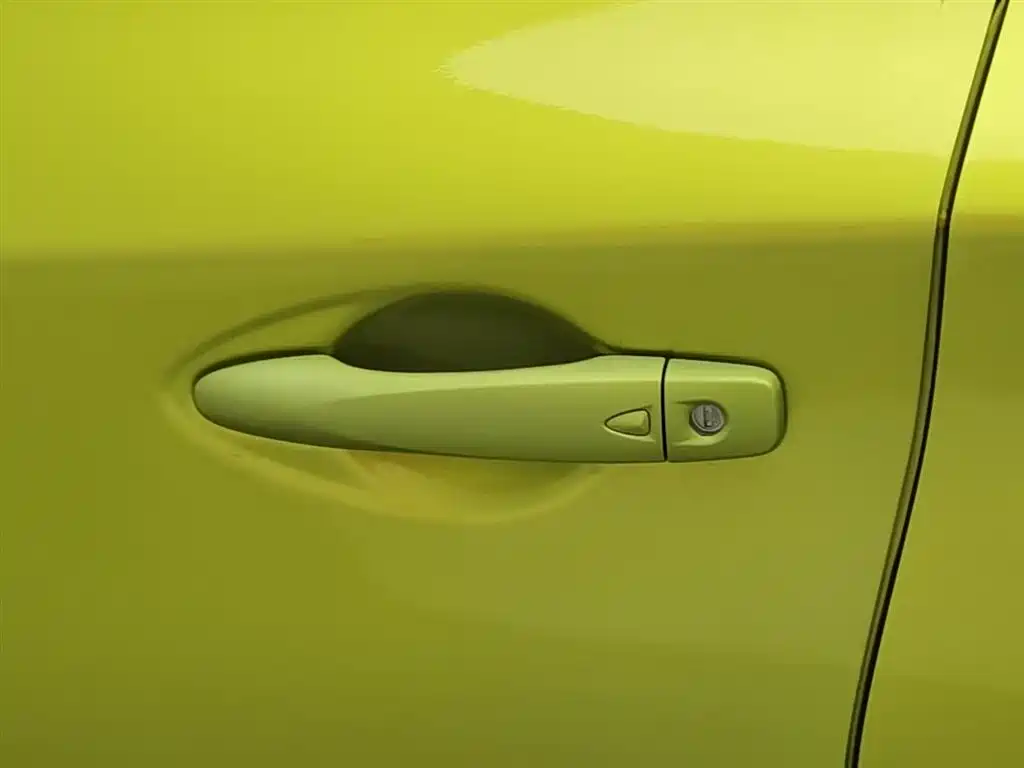Nissan Tiida 2016 — фото 18