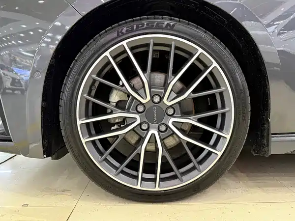 Lynk & Co 03 2023