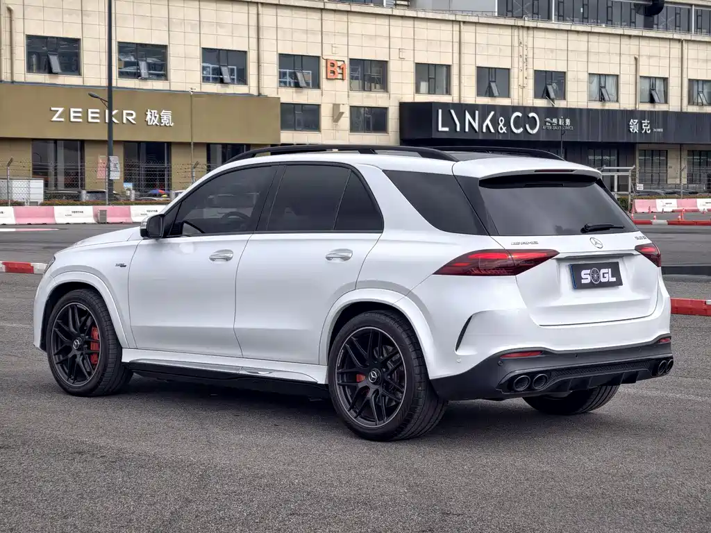 Mercedes-Benz GLE AMG 2024 — фото 19