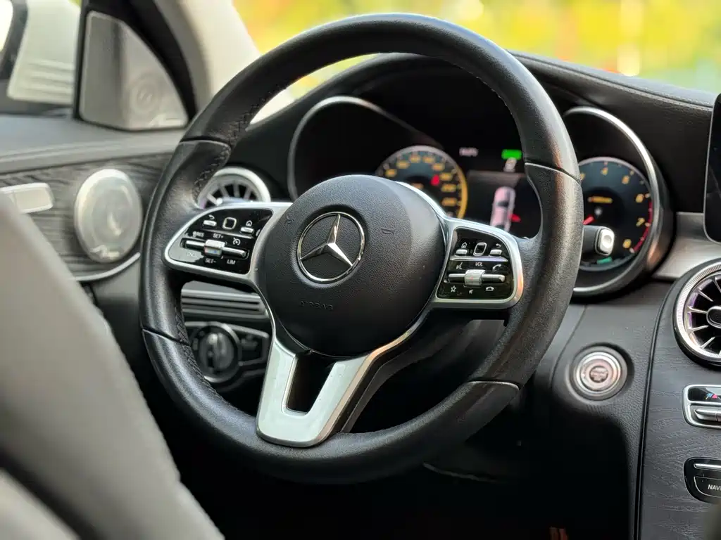 Mercedes-Benz C-Class 2019 — фото 10