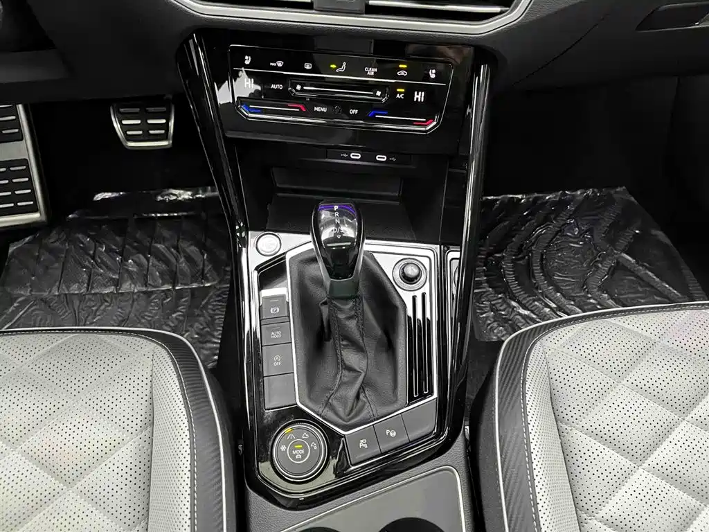 Volkswagen X 2022