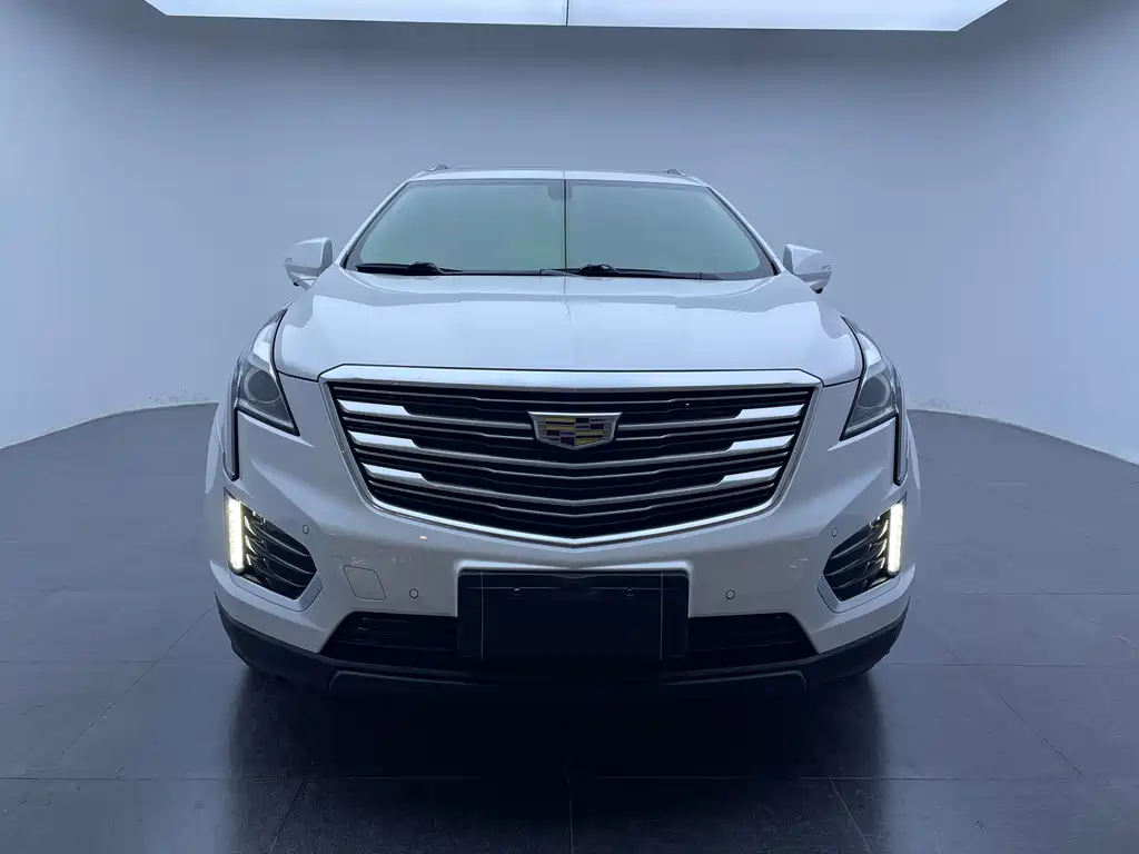 Cadillac XT5 2018 — фото 2