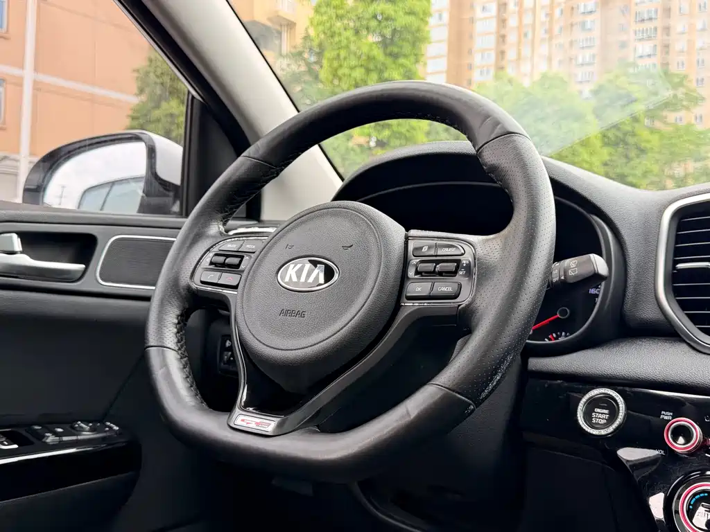 Kia KX5 2016 — фото 17