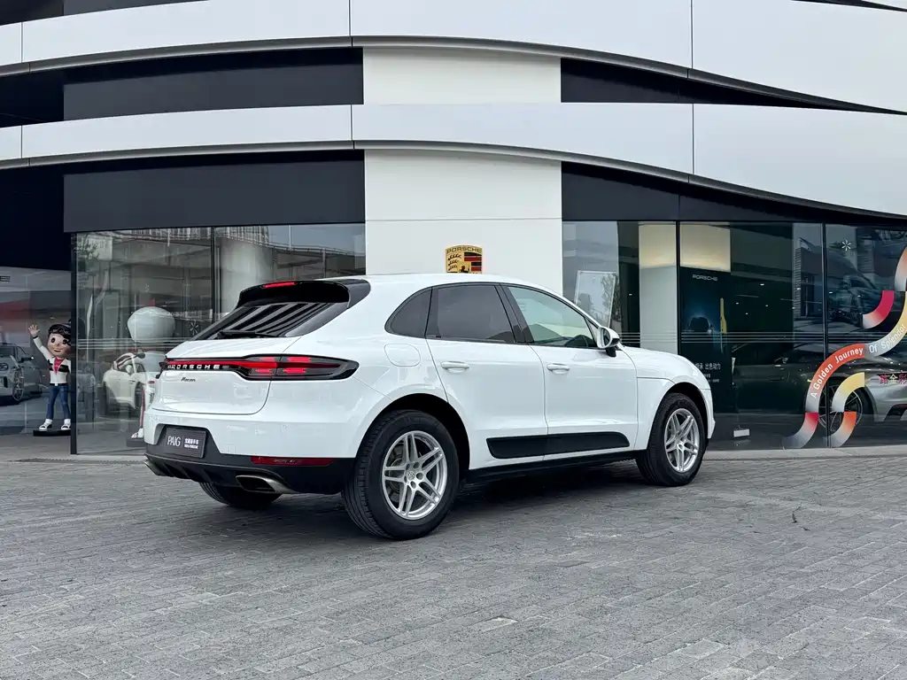 Porsche Macan 2021 — фото 7
