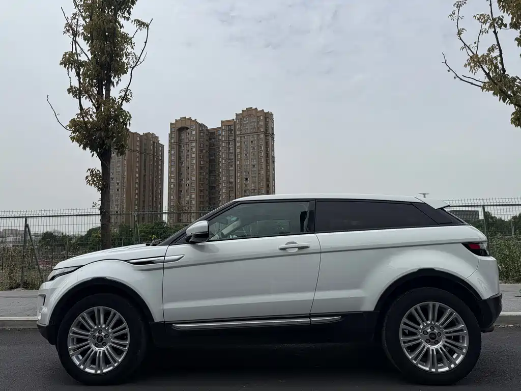 Land Rover Evoque 2013 — фото 22
