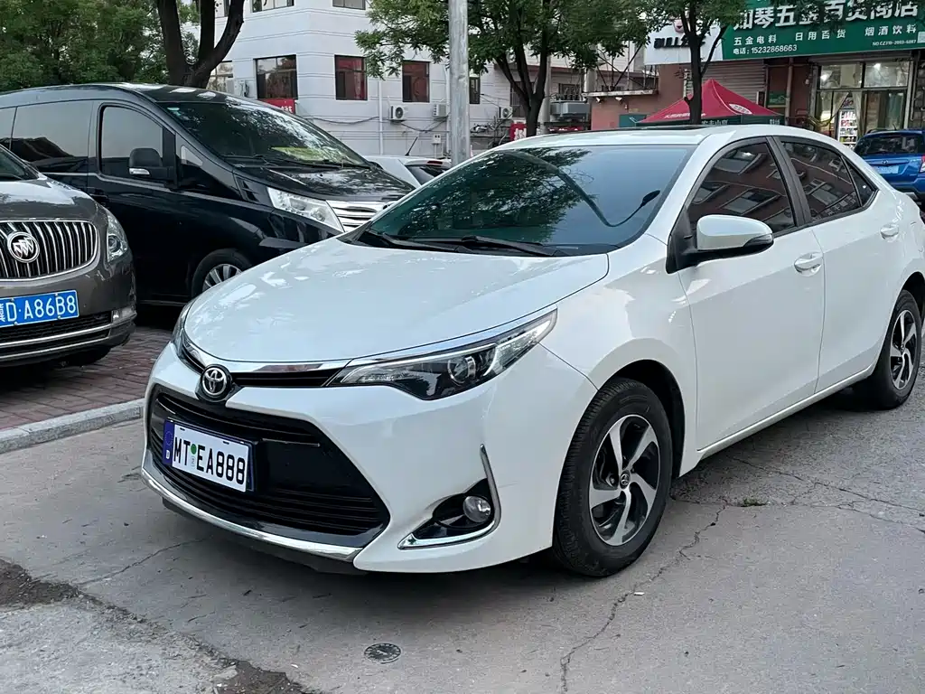 Toyota Levin 2018 — фото 1