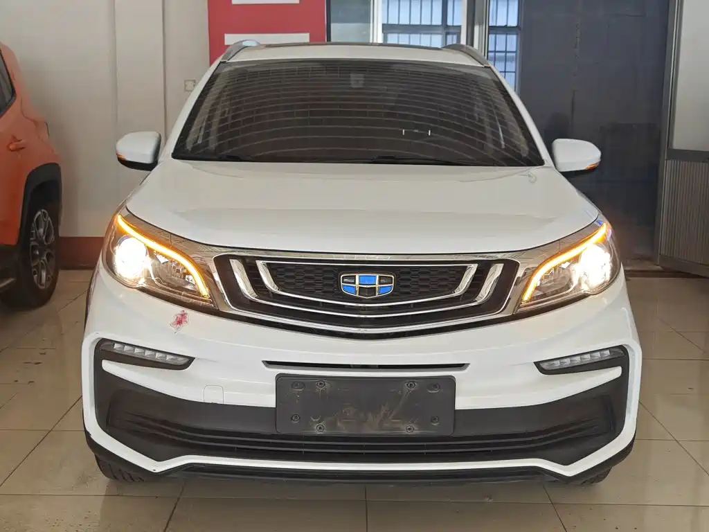 Geely Vision X3 2020 — фото 3