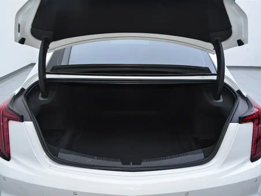 Cadillac CT5 2021 — фото 27