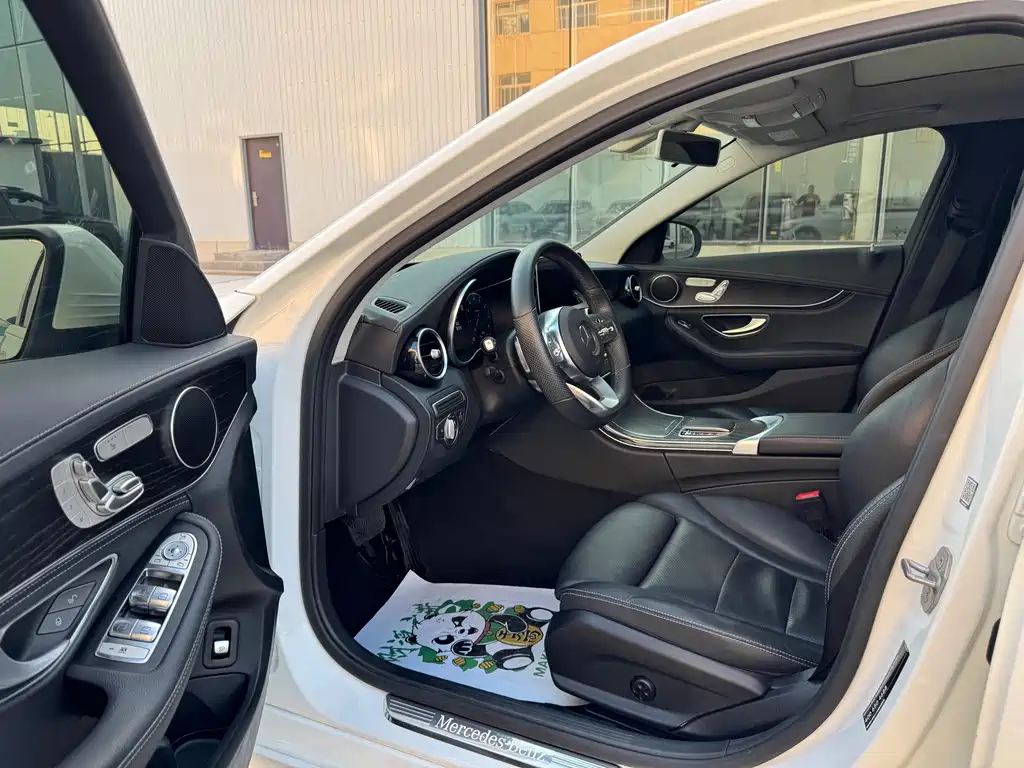Mercedes-Benz C-Class 2020 — фото 4