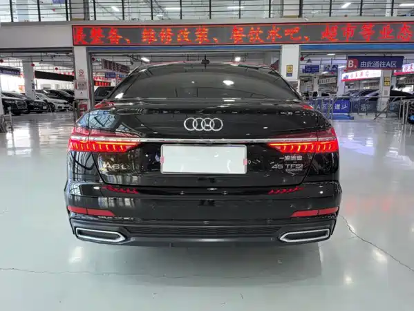 Audi A6L 2020