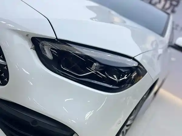 Mercedes-Benz C-Class 2021