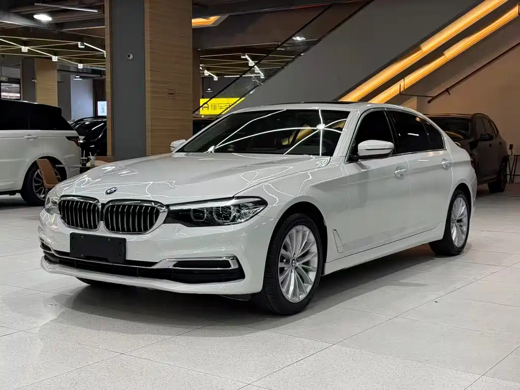 BMW 5 Series 2020