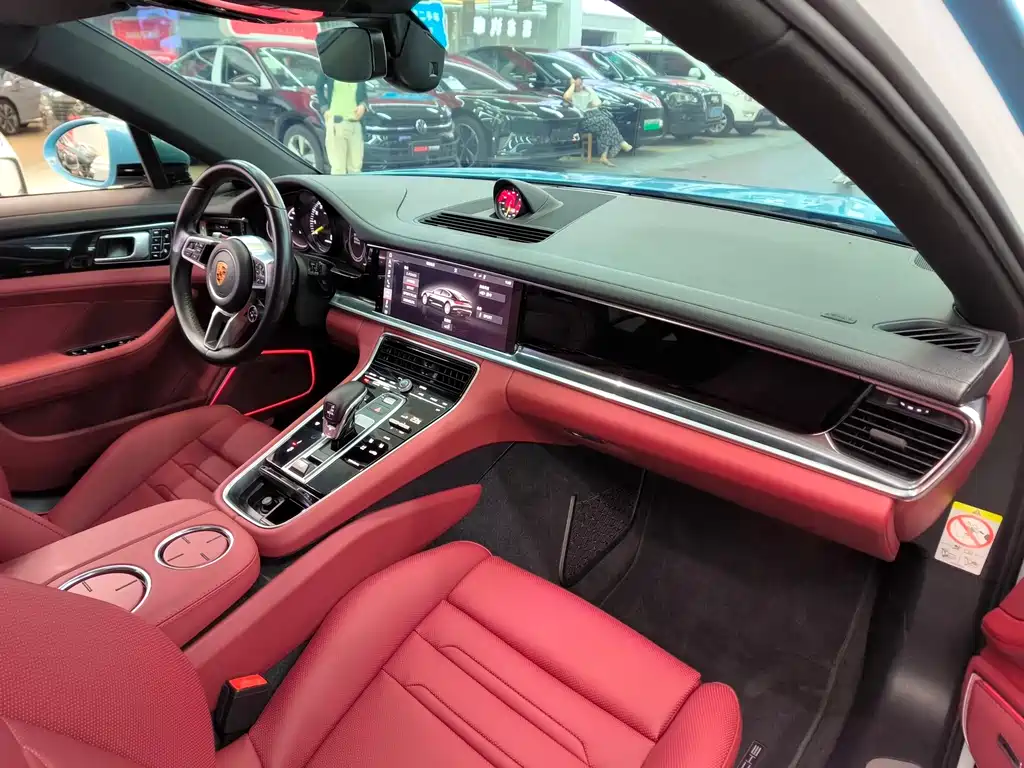 Porsche Panamera Hybrid 2018 — фото 21