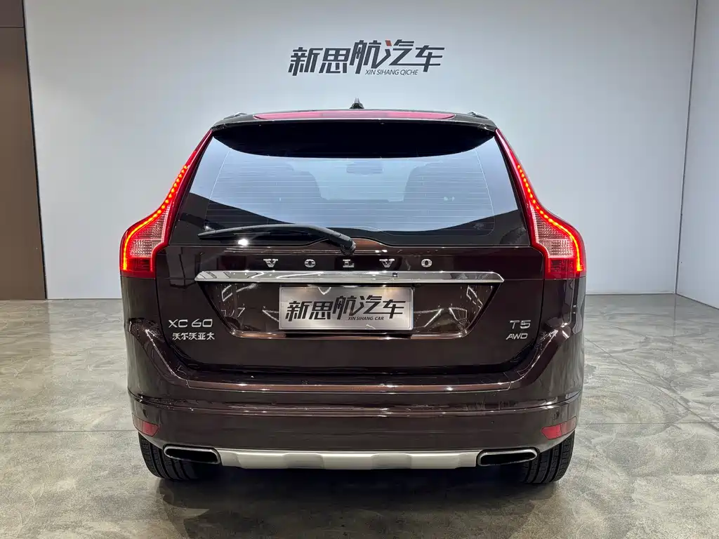 Volvo XC60 2016 — фото 7