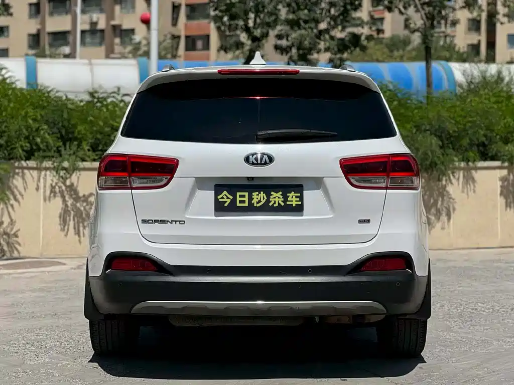 Kia Sorento 2016 — фото 8